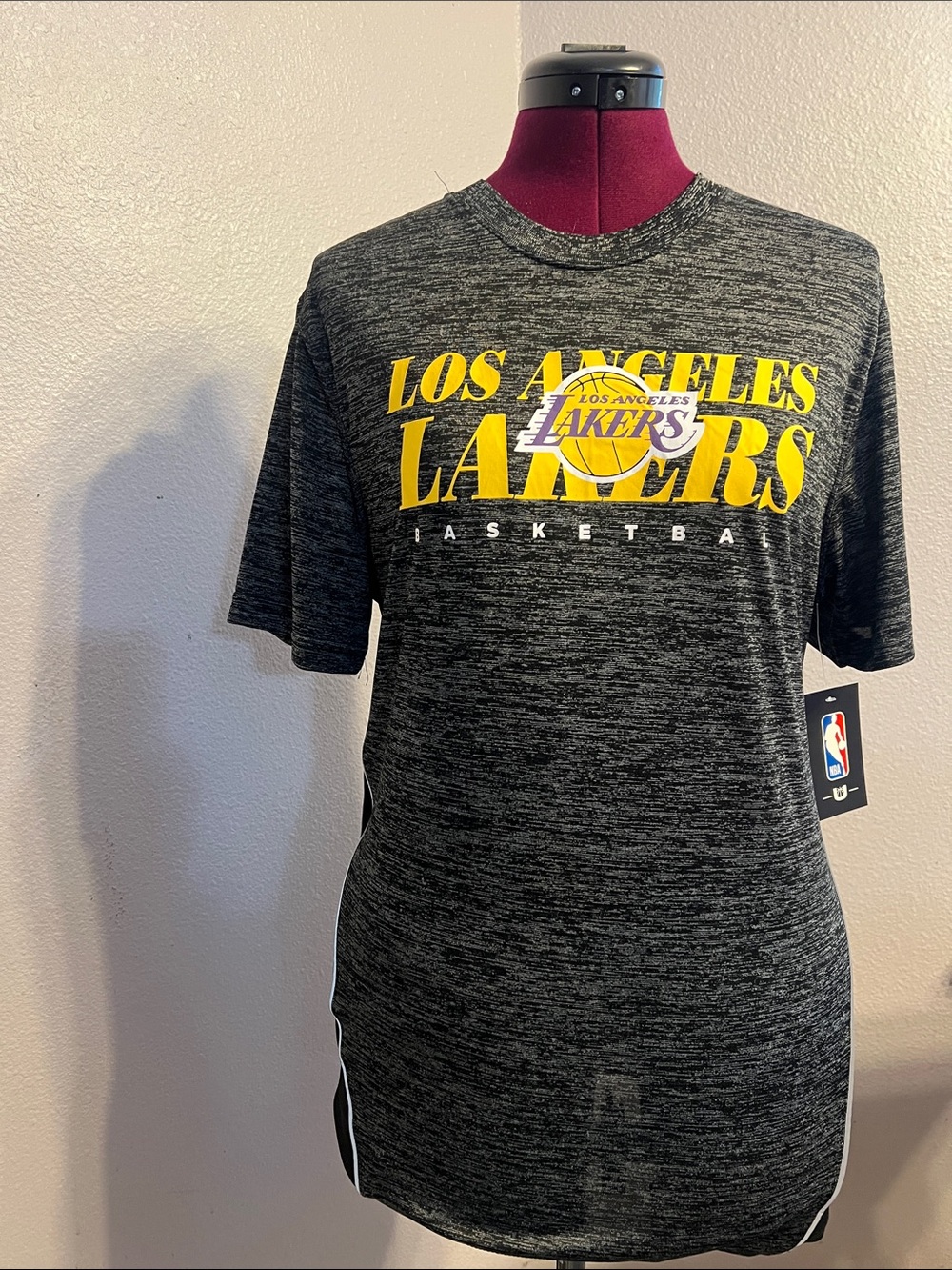 NBA Los Angeles Lakers Gray Tee with Purple & Yellow Accents Sz M Unisex